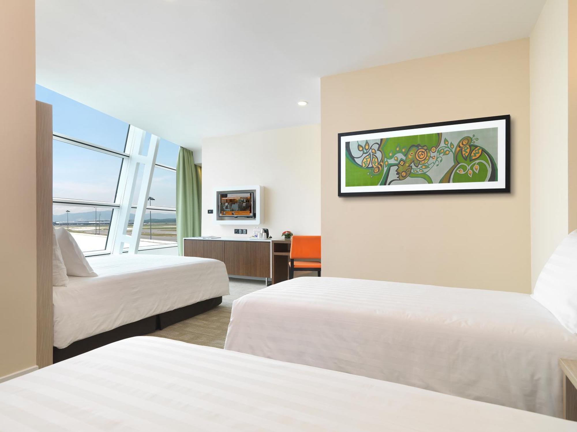Sama-Sama Express Klia Terminal 2 - Airside Transit Hotel Sepang Exterior photo